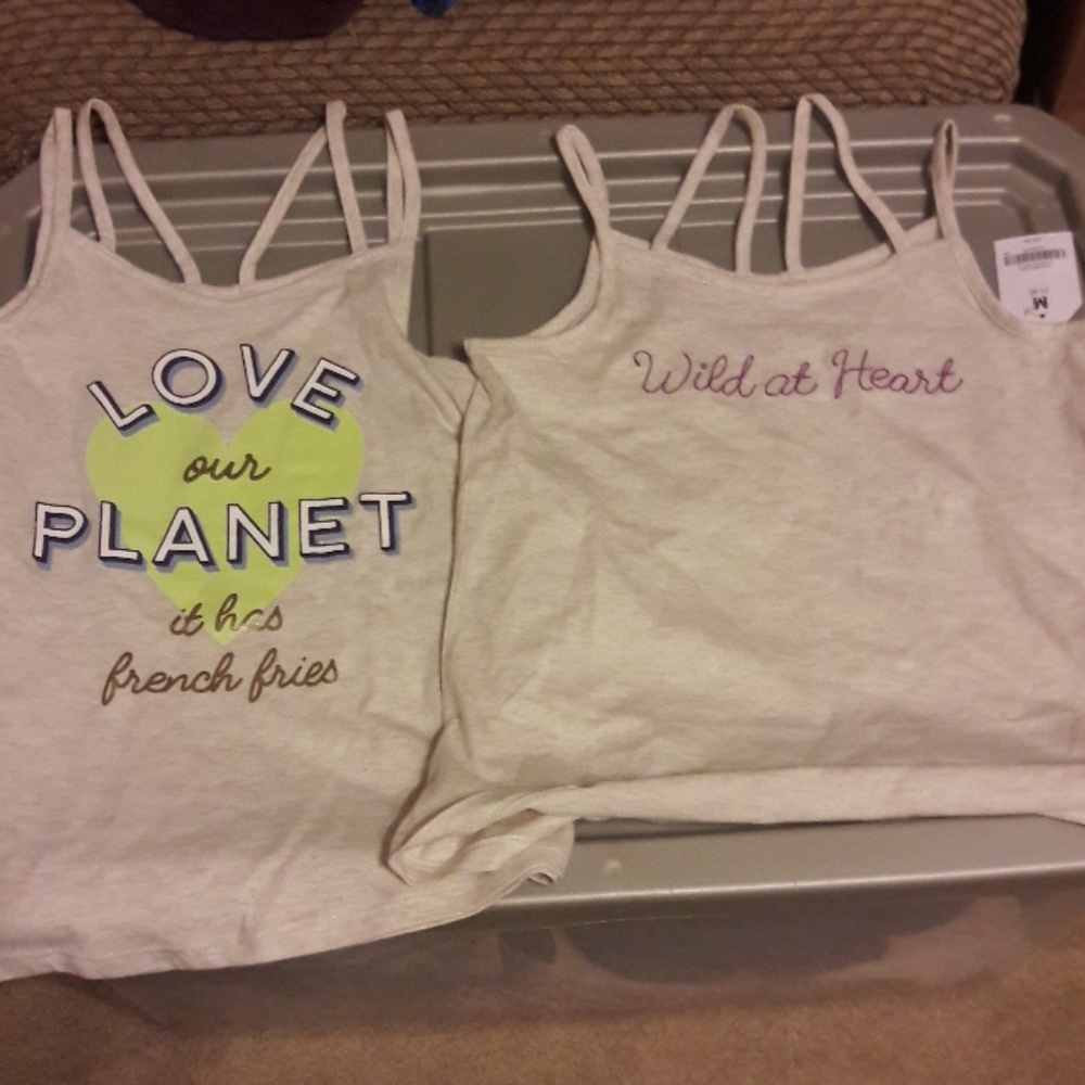 Bundle of 2 girls Crazy 8 tank tops.